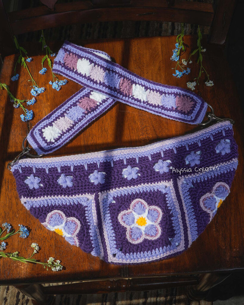 Crochet Bum Bag Pattern by Alyssia Creates