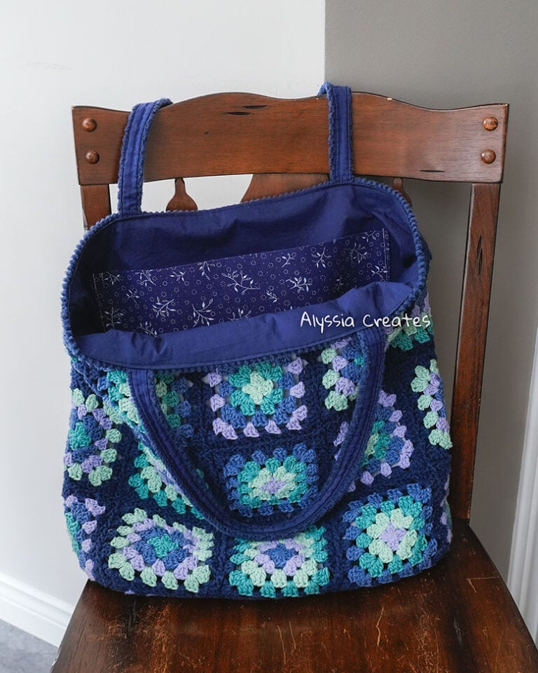 How to line a crochet bag