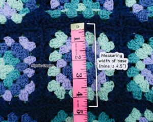 Measuring width of base for crochet bag