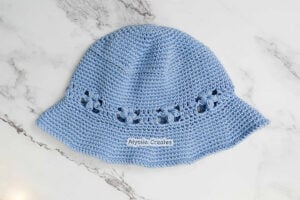 small bucket hat